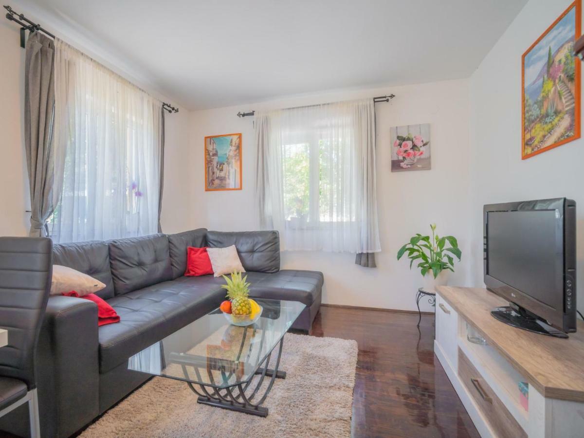 Drivenik Holiday Home Ivona By Interhome מראה חיצוני תמונה
