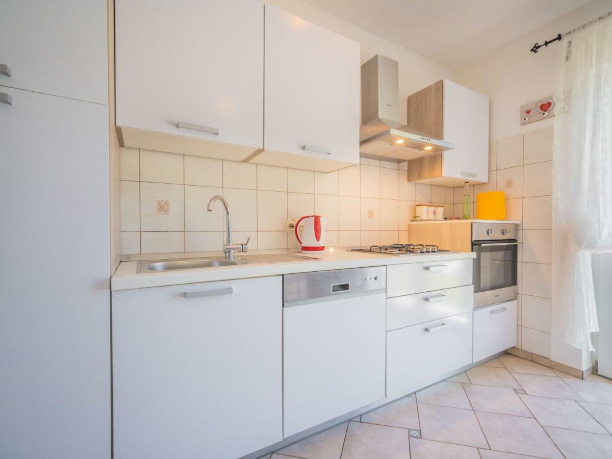 Drivenik Holiday Home Ivona By Interhome מראה חיצוני תמונה