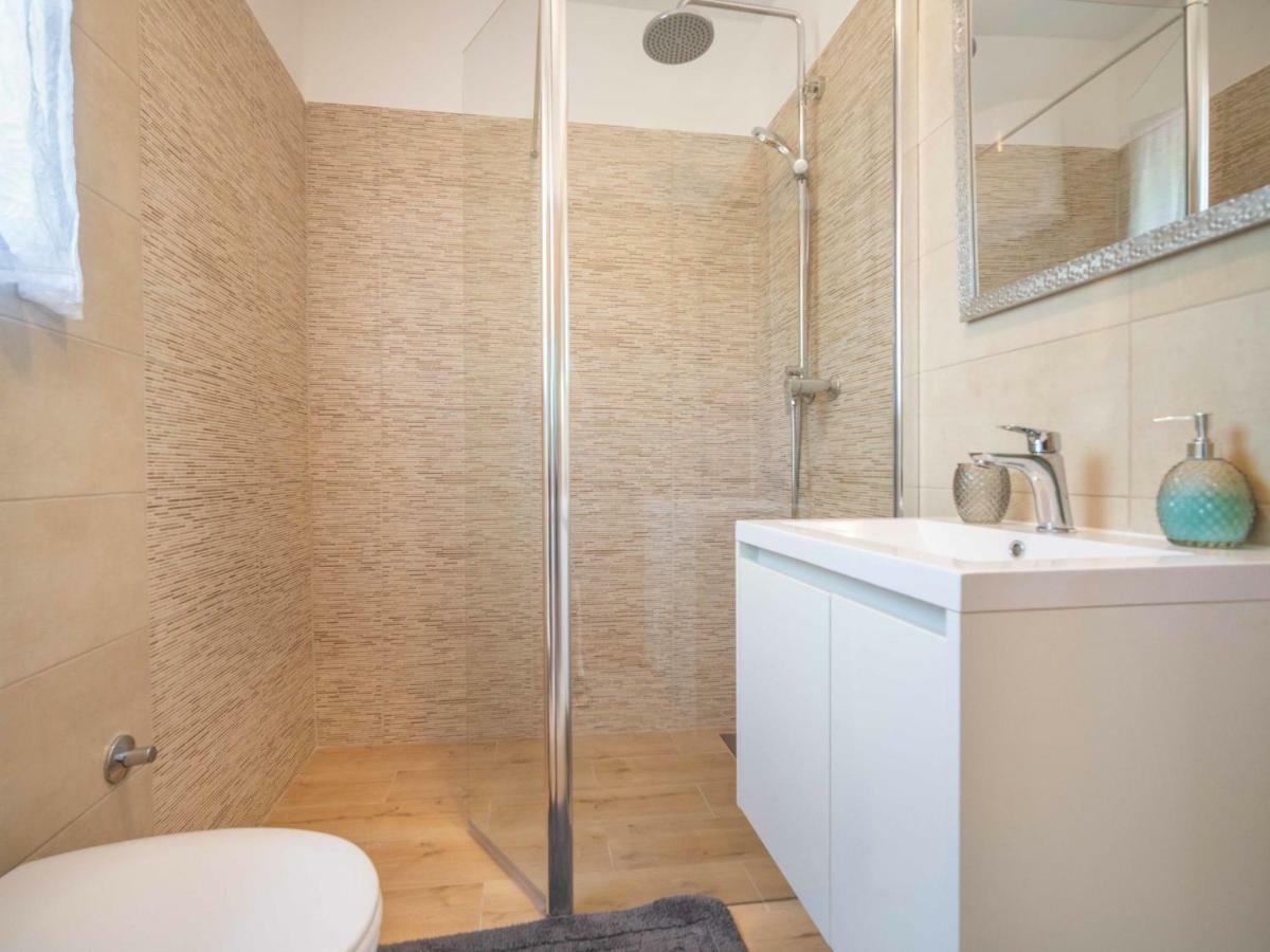 Drivenik Holiday Home Ivona By Interhome מראה חיצוני תמונה
